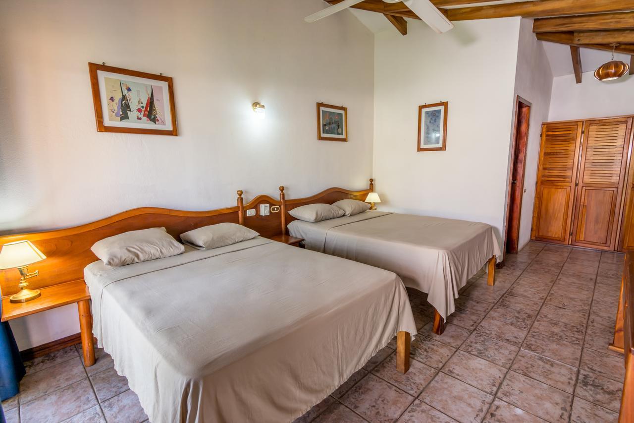 Hotel Guanacaste Lodge Playa Flamingo Exterior photo